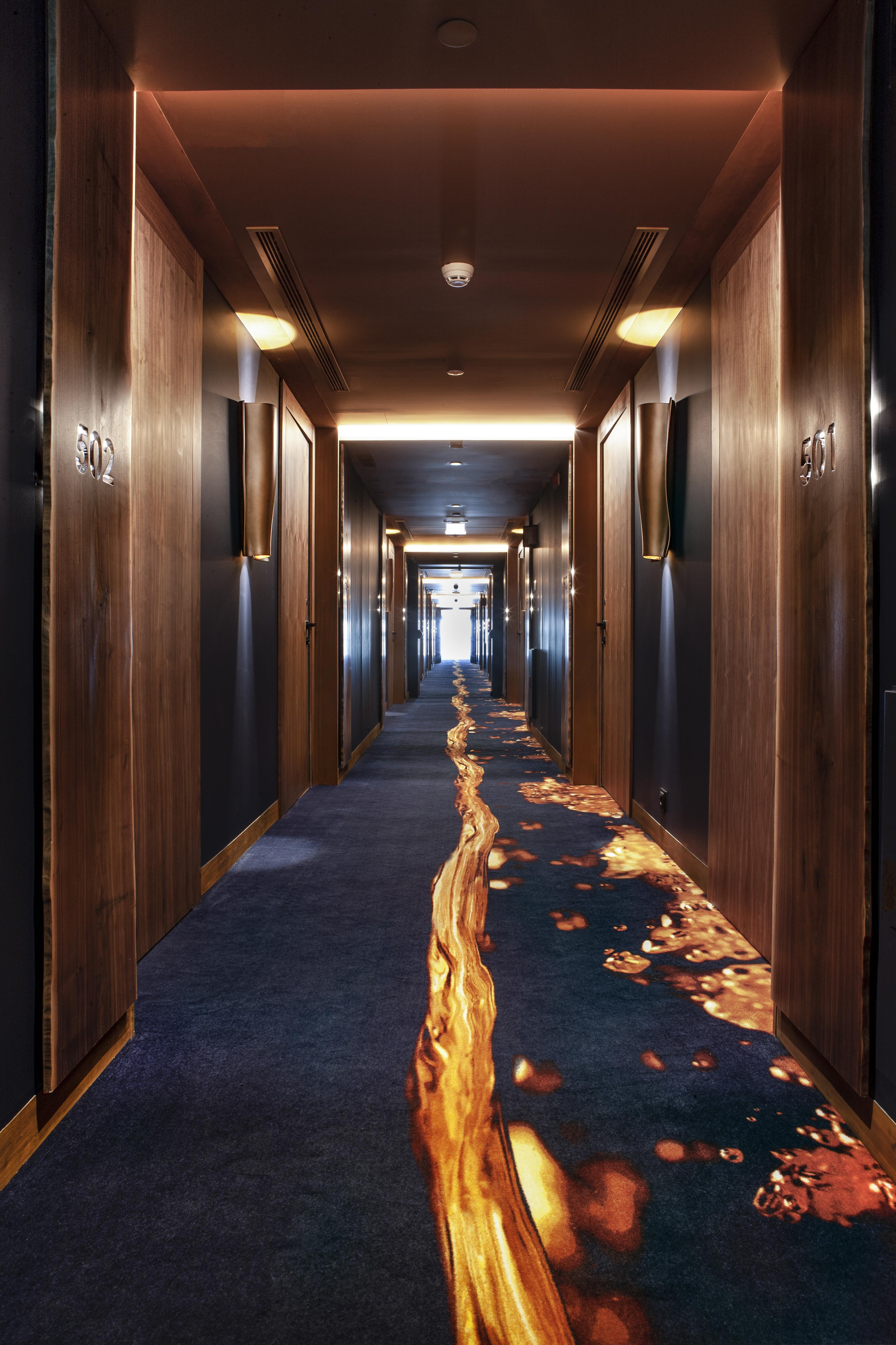 Forte De Gaia, Autograph Collection ヴィラ・ノヴァ・デ・ガイア エクステリア 写真 A corridor at the hotel